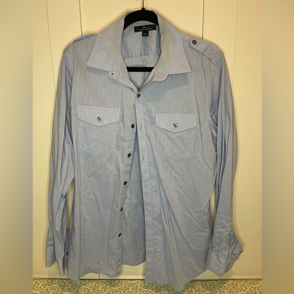 Marc Anthony Sky Blue Collared Dress Shirt w Front Pockets Size Large Preloved